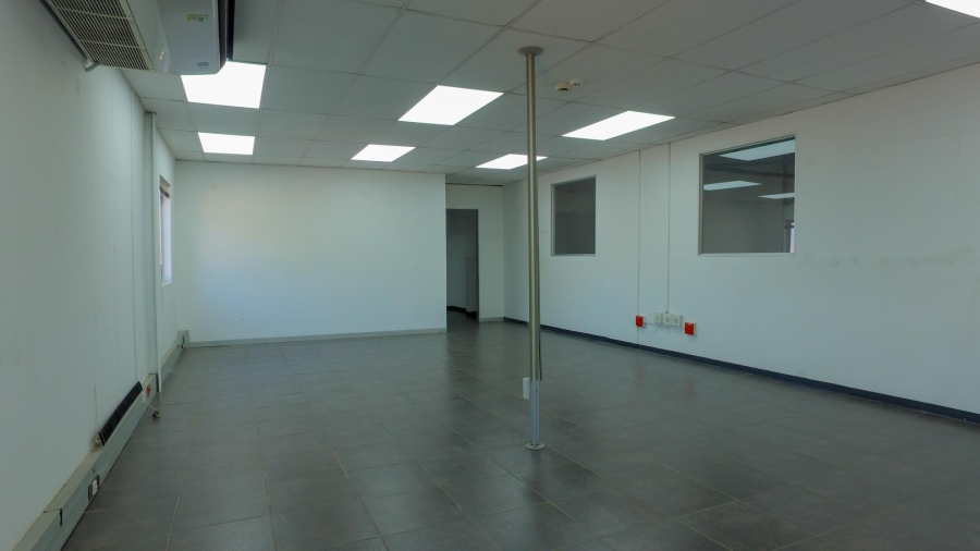 Commercial Property for Sale in Oos Einde North West